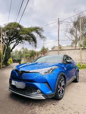 Toyota C-HR 2018 Blue