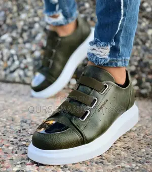 Photo - Checkich Sneakers High Master Quality Luxury Shoes