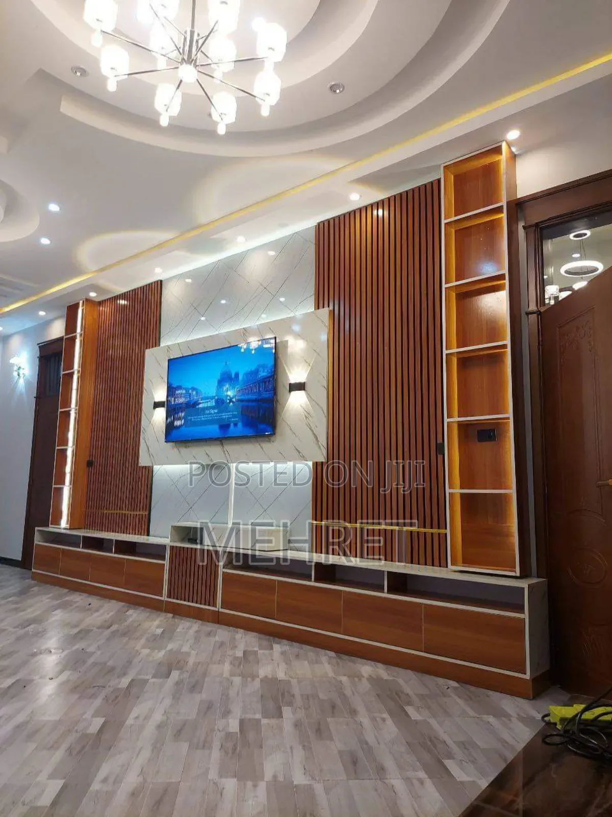 ዘመናዊ Tv Stand