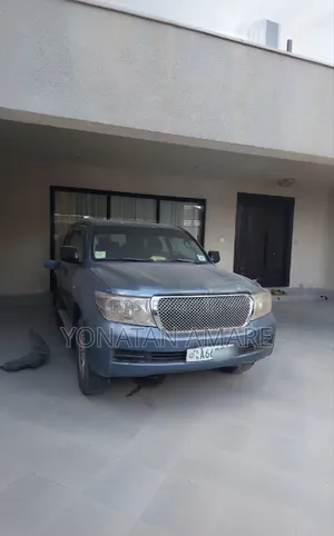 Photo - Toyota Land Cruiser 5.7 4WD 2008 Blue