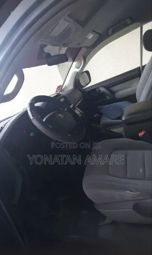 Toyota Land Cruiser 5.7 4WD 2008 Blue