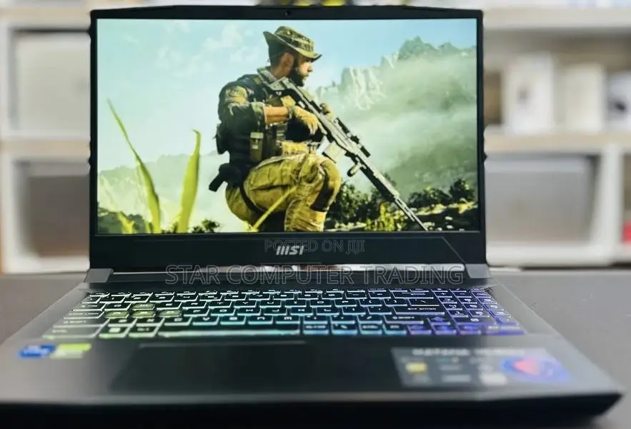 New Laptop MSI Katana 15 16GB Intel Core I7 SSD 512GB