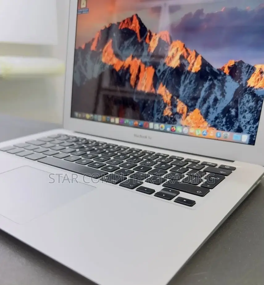 New Laptop Apple MacBook Air 2015 8GB Intel Core I7 SSD 512GB