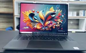 New Laptop Dell Precision 15 3520 32GB Intel Core I7 SSD 512GB