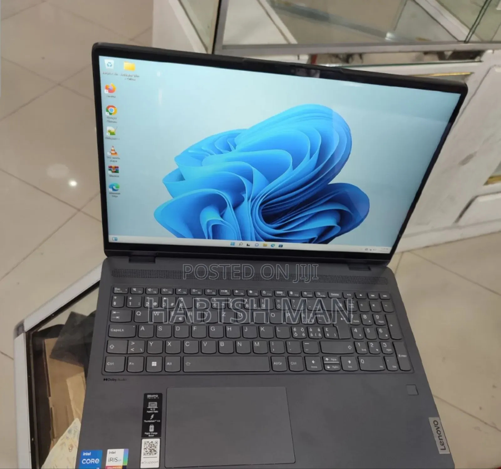 New Laptop Lenovo IdeaPad Flex 15 8GB Intel Core I5 SSD 512GB