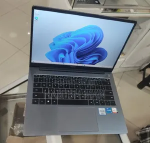 New Laptop Huawei MateBook X Pro 16GB Intel Core I5 SSD 512GB