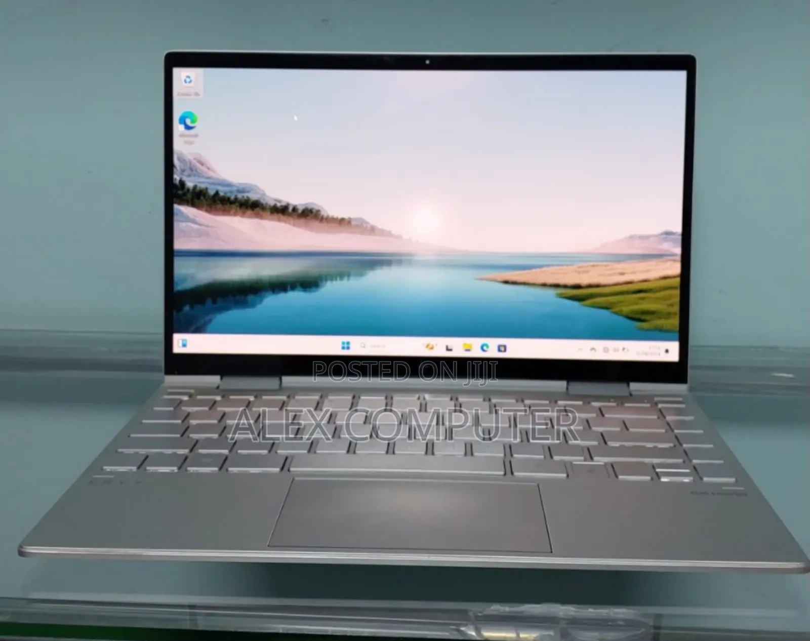 New Laptop HP Envy X360 8GB Intel Core I7 SSD 1T