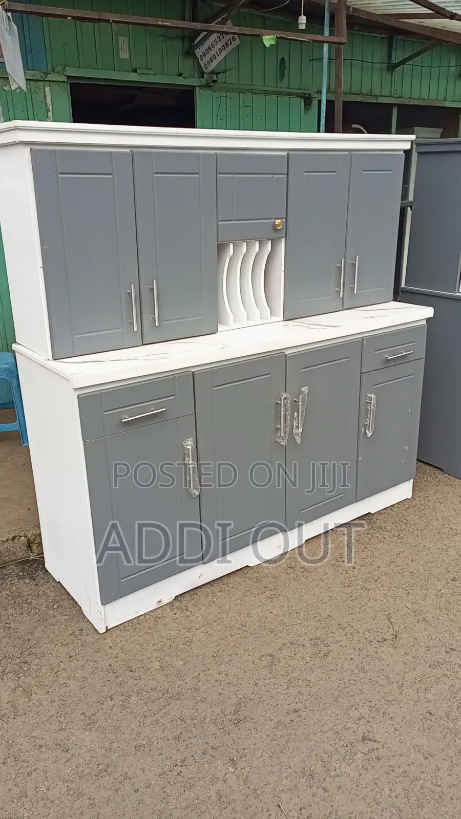 1.60 ኪችን/Kitchen Cabinet