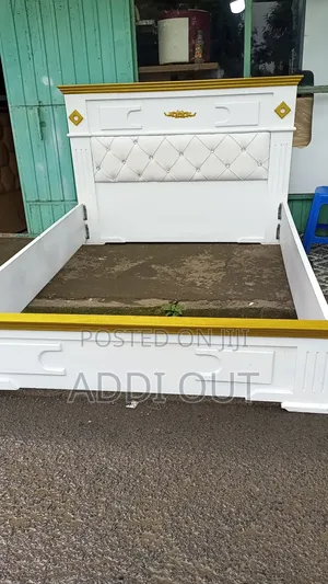 Photo - 1.50 አልጋ/Bed