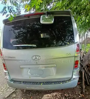 Hyundai Starex 2012 Silver