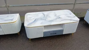 Photo - ኢፖክሲ ጠረጴዛ /Table