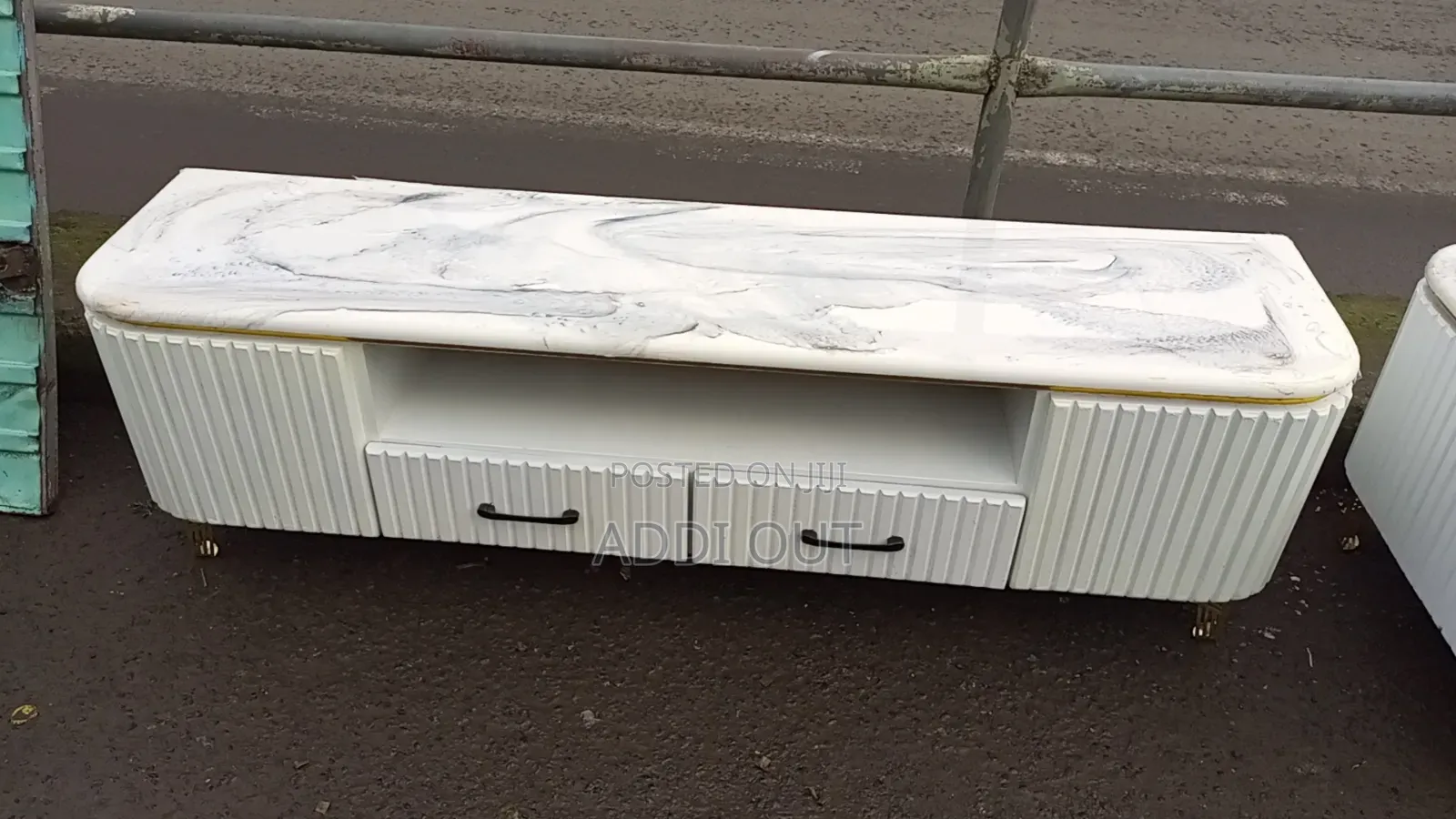 1.60 ኢፖክሲ ቲቪ ስታንድ