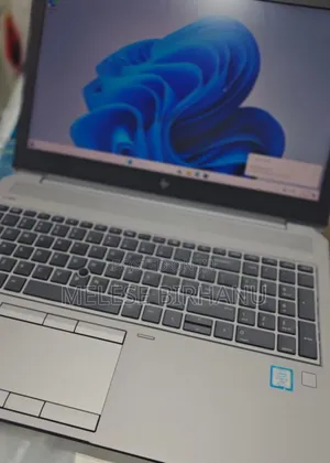 New Laptop HP ZBook Studio G5 32GB Intel Core I7 SSD 512GB