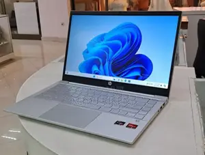 New Laptop HP Pavilion 15 16GB AMD Ryzen 5 SSD 512GB
