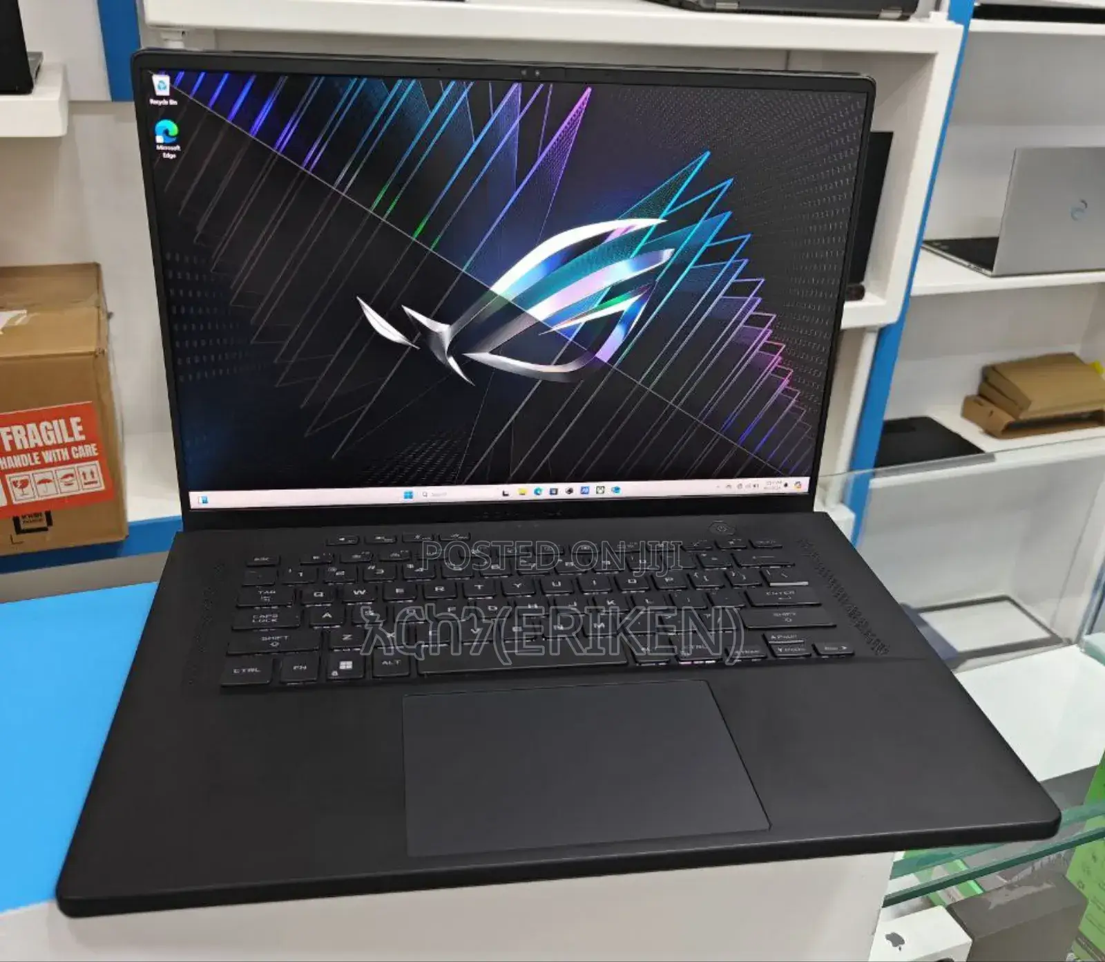 New Laptop Asus ROG Zephyrus G16 16GB Intel Core I9 SSD 1T