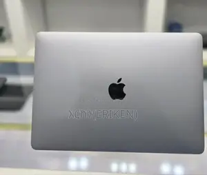 New Laptop Apple MacBook Pro 2020 M1 8GB Apple M1 SSD 256GB