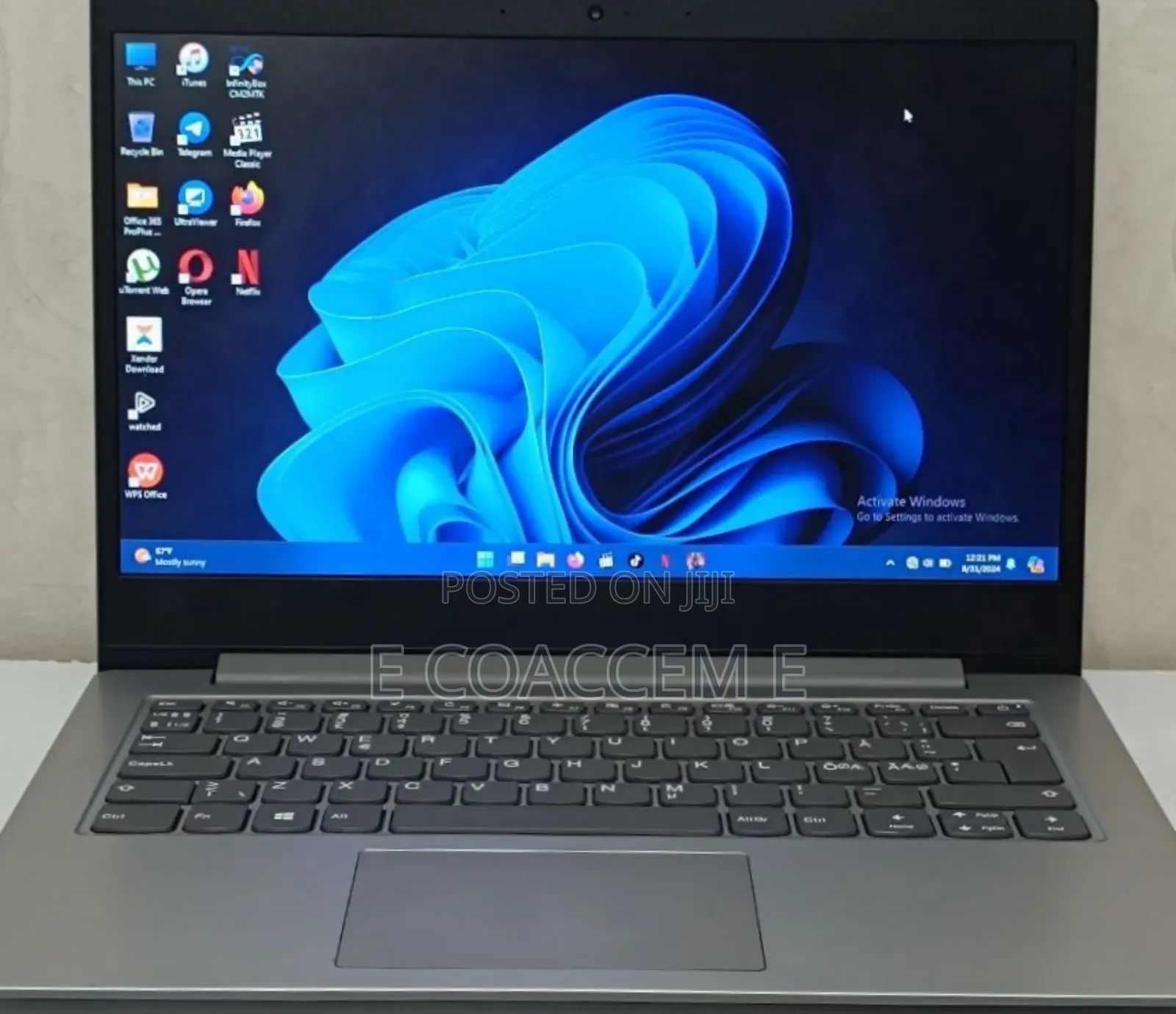New Laptop Lenovo 4GB AMD SSD 256GB