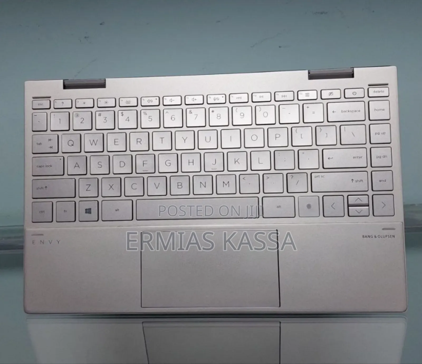 New Laptop HP Envy X360 13z 8GB Intel Core I7 SSD 1T