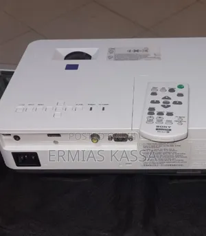 Photo - Sony VPL-DX 221 Projector