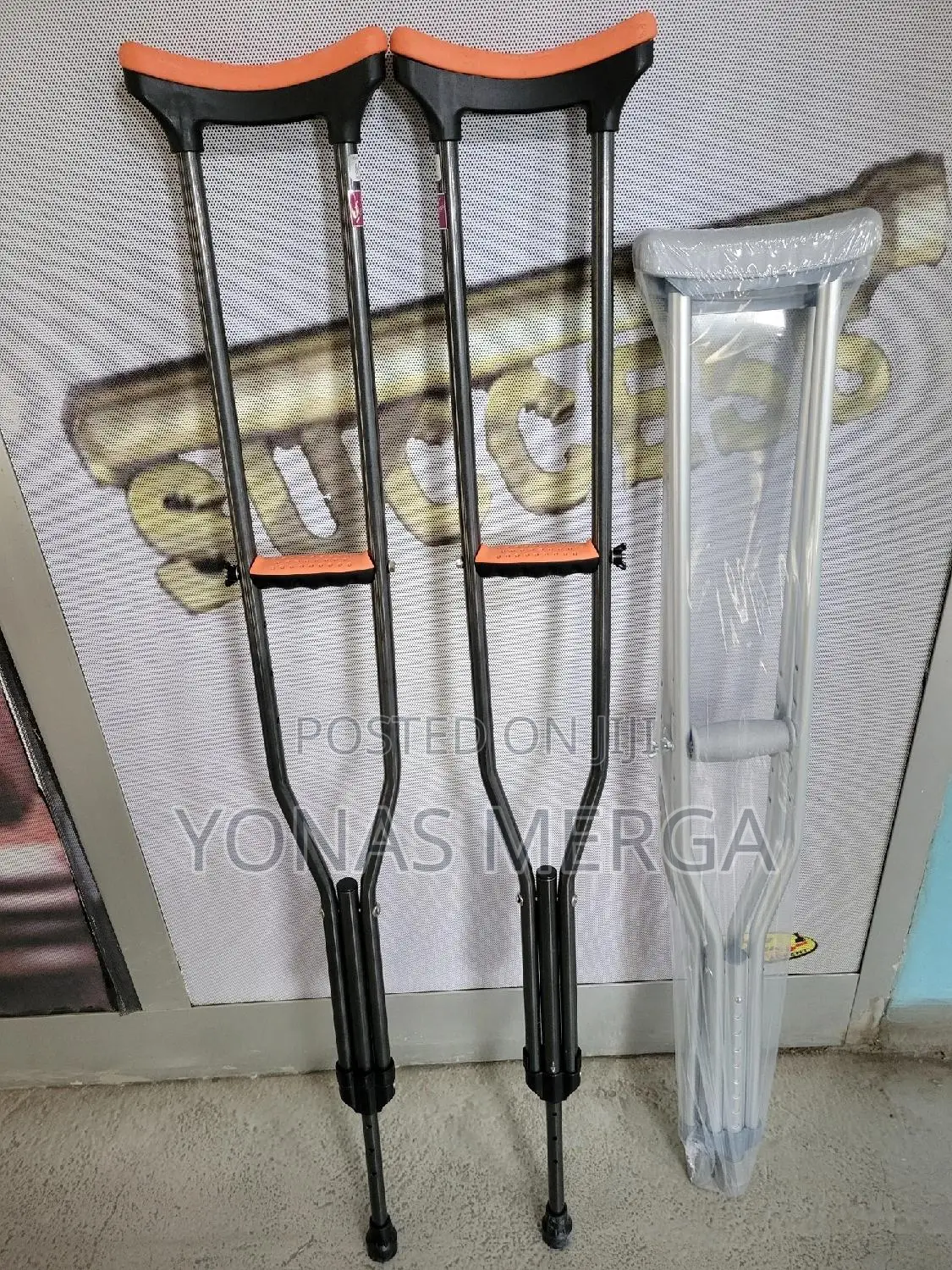 Crutches +Walking Stick to Be Extremely , Yet Super Strong