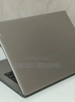 New Laptop Lenovo 4GB AMD SSD 256GB