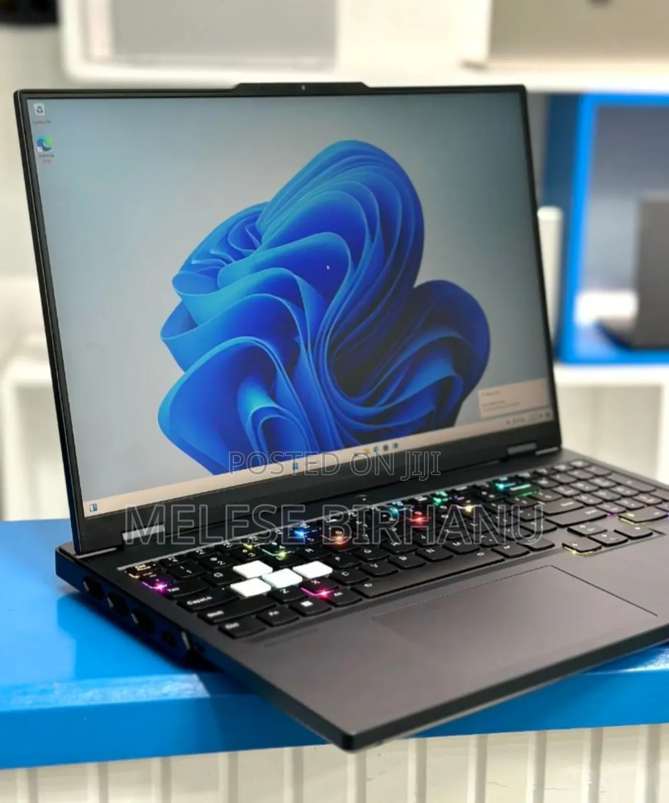 New Laptop Lenovo Legion 7 64GB AMD Ryzen 9 SSD 4T