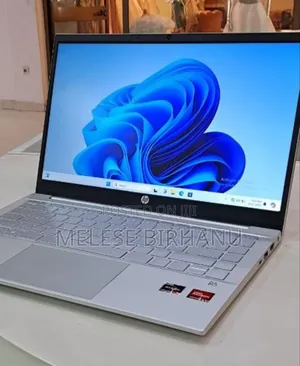 New Laptop HP 16GB AMD Ryzen 5 SSD 512GB