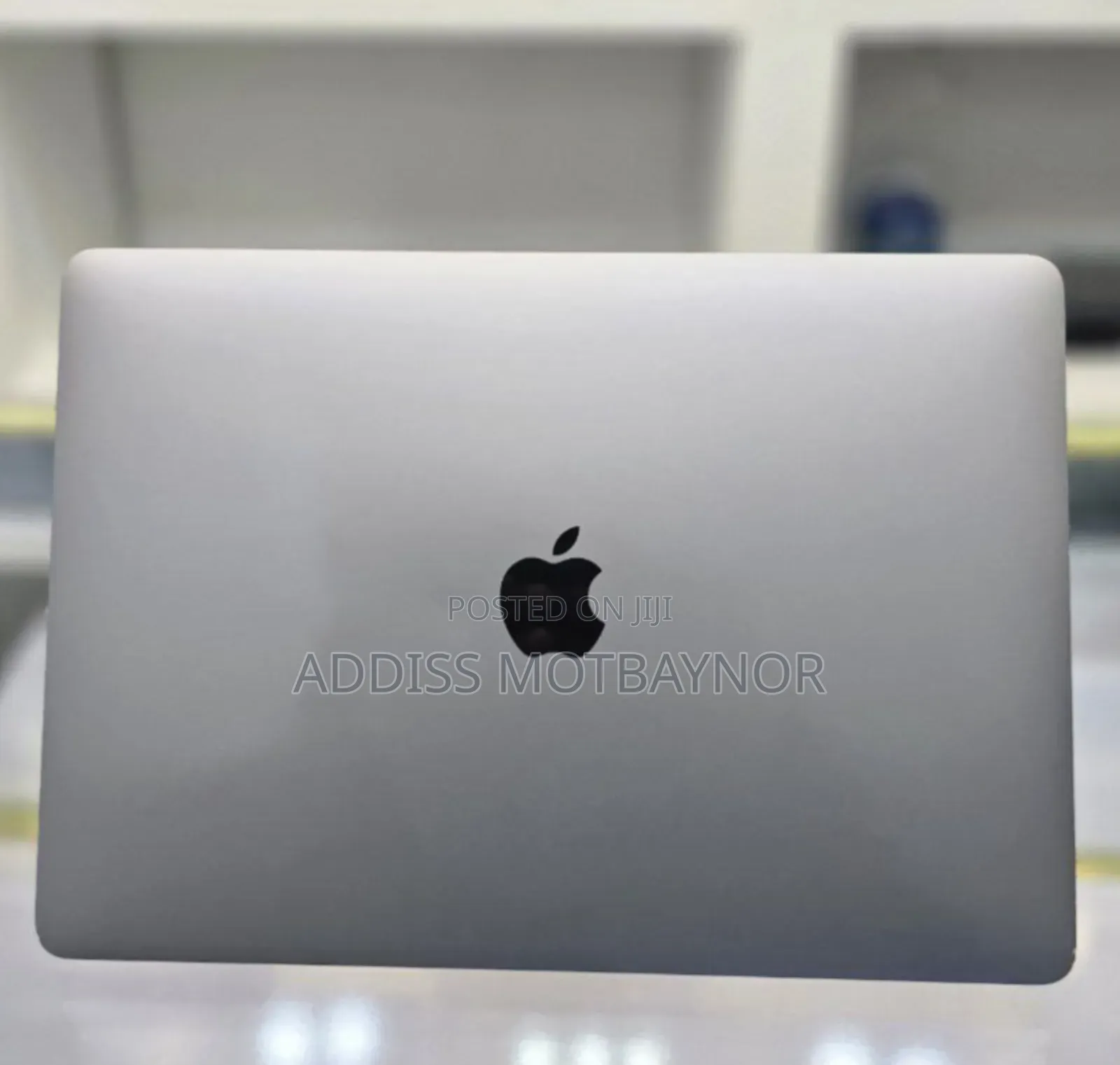 New Laptop Apple MacBook Air 2020 M1 8GB Apple M2 SSD 256GB