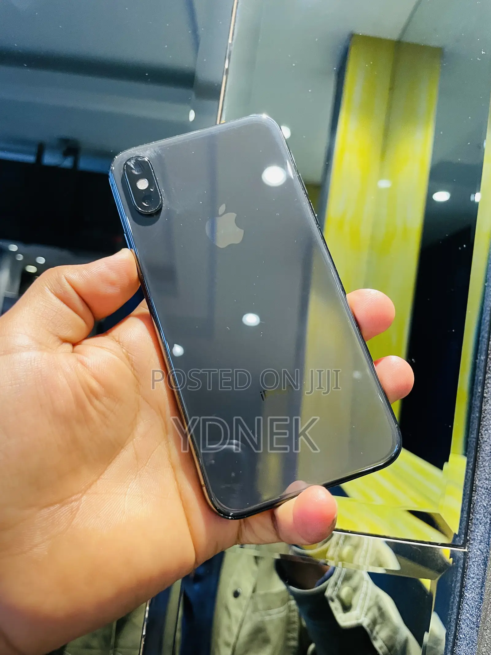 Apple iPhone X 64 GB Black