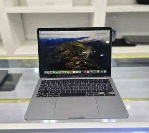 Photo - New Laptop Apple MacBook Pro 2020 M1 8GB Apple M1 Pro SSD 256GB