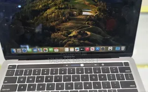 New Laptop Apple MacBook Pro 2020 M1 8GB Apple M1 Pro SSD 256GB