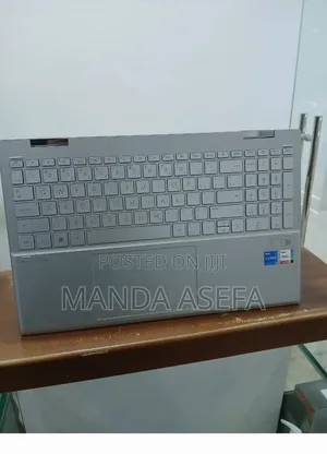 Photo - New Laptop HP Pavilion 15 8GB Intel Core I5 SSD 512GB