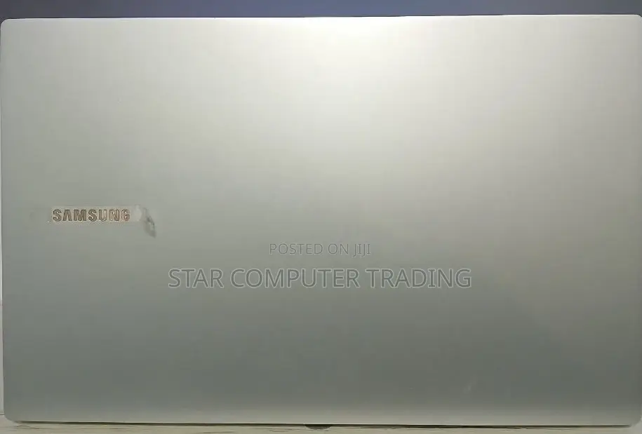 New Laptop Samsung Galaxy Book 2 8GB AMD Ryzen 5 SSHD (Hybrid) 256GB