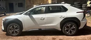 Toyota bZ4X 2023 White