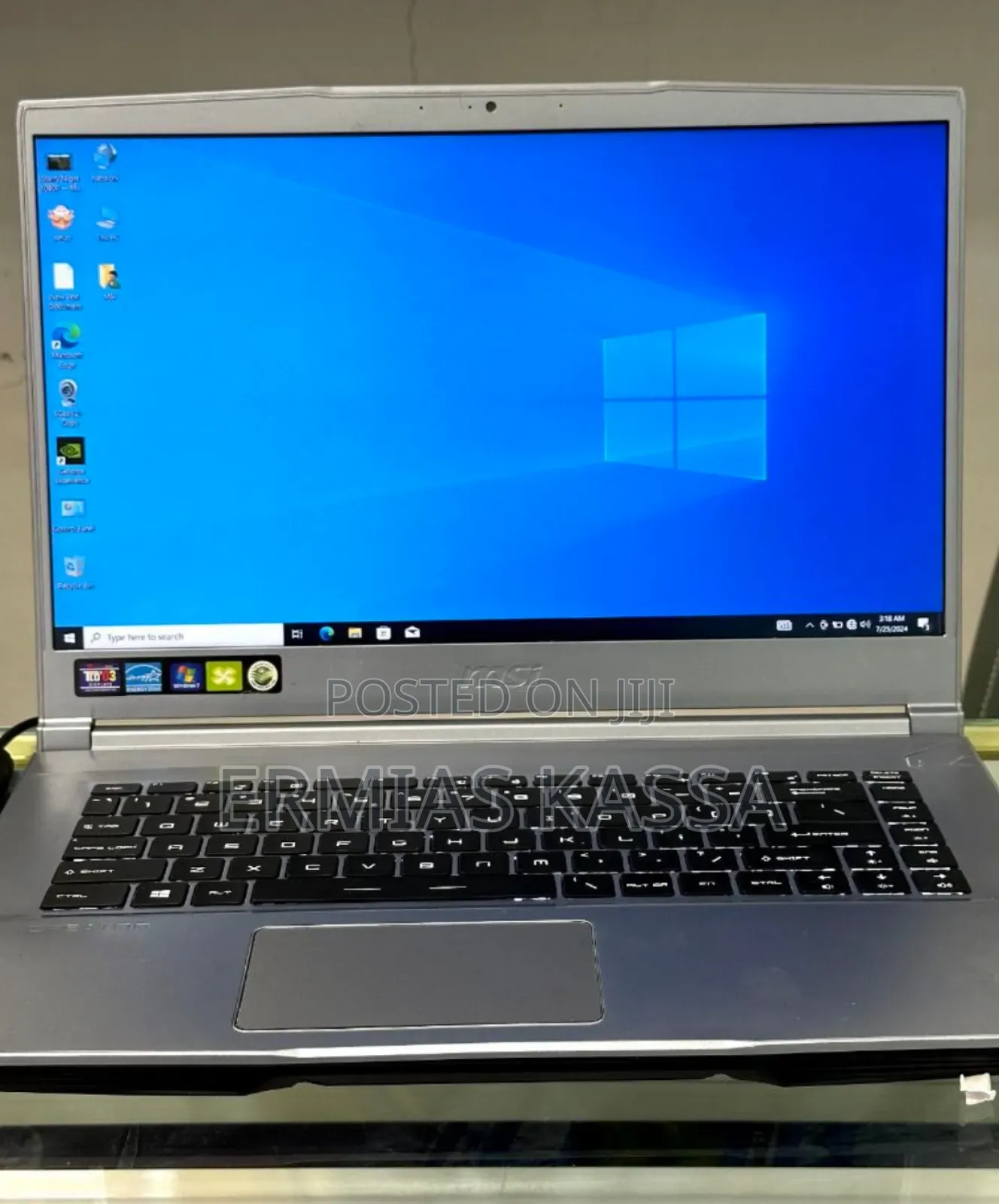 New Laptop MSI Creator 17 B11ue-224 16GB Intel Core I7 SSD 512GB