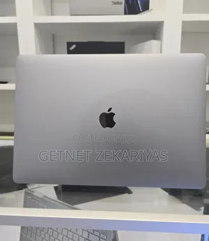 New Laptop Apple MacBook Pro 2019 16GB Intel Core I7 SSD 1T