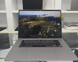 New Laptop Apple MacBook Pro 2019 16GB Intel Core I7 SSD 1T