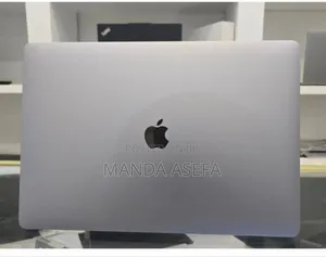 New Laptop Apple MacBook Pro 2019 16GB Intel Core I7 SSD 1T
