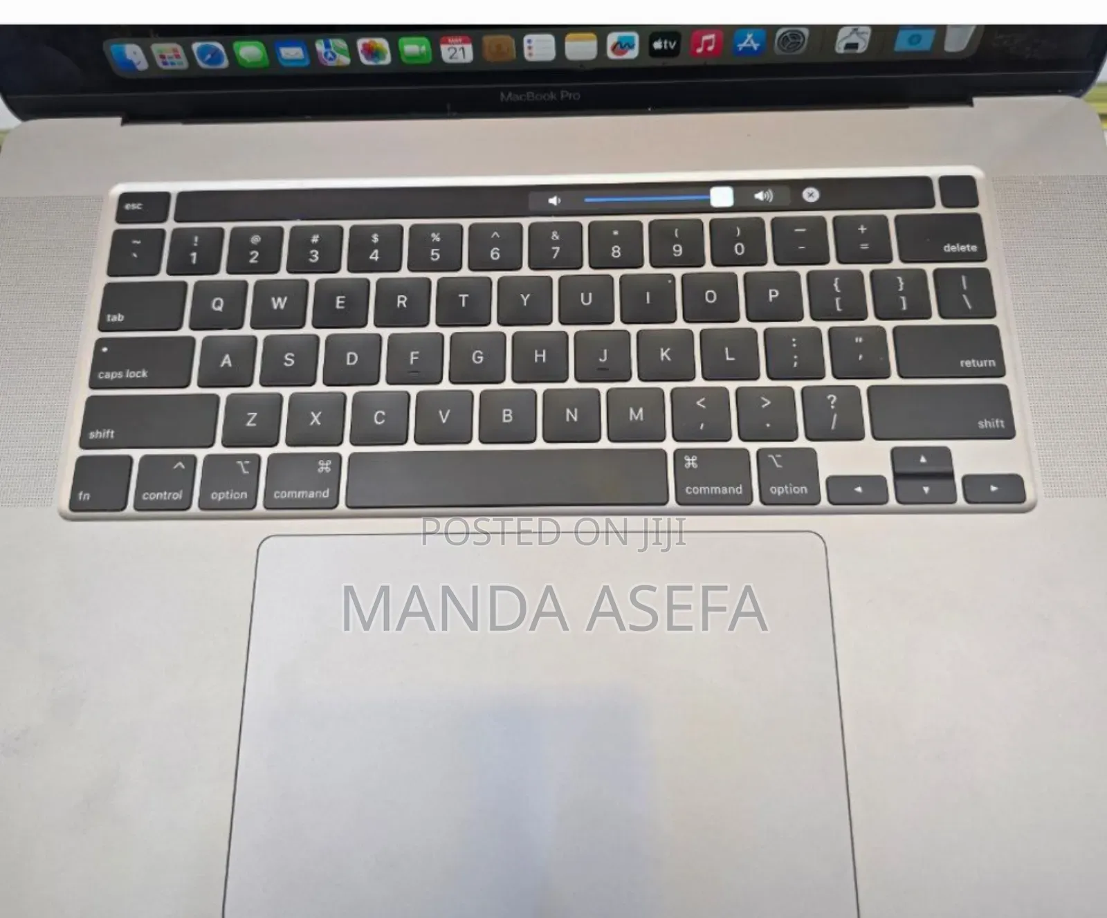 New Laptop Apple MacBook Pro 2019 16GB Intel Core I7 SSD 1T