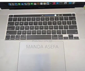 New Laptop Apple MacBook Pro 2019 16GB Intel Core I7 SSD 1T