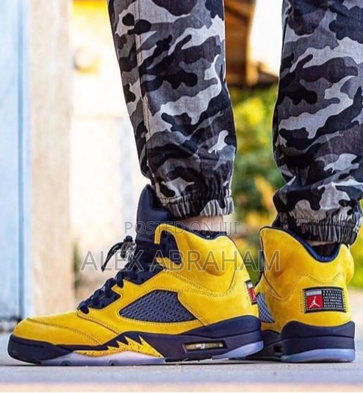 Jordan 5 “Michigan”