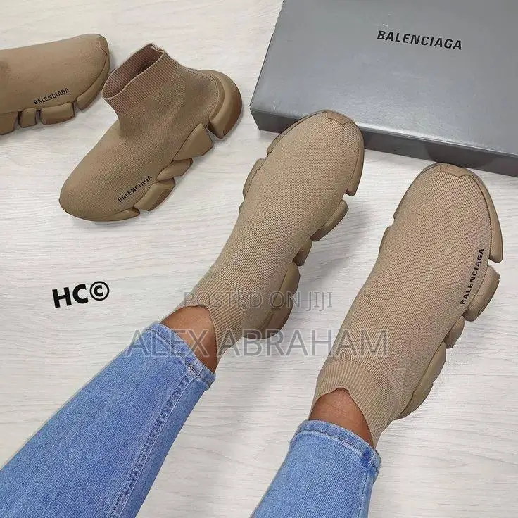 Balenciaga 2.0 (2023)