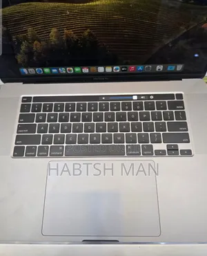 Photo - New Laptop Apple MacBook Pro 2019 16GB Intel Core I7 SSD 1T