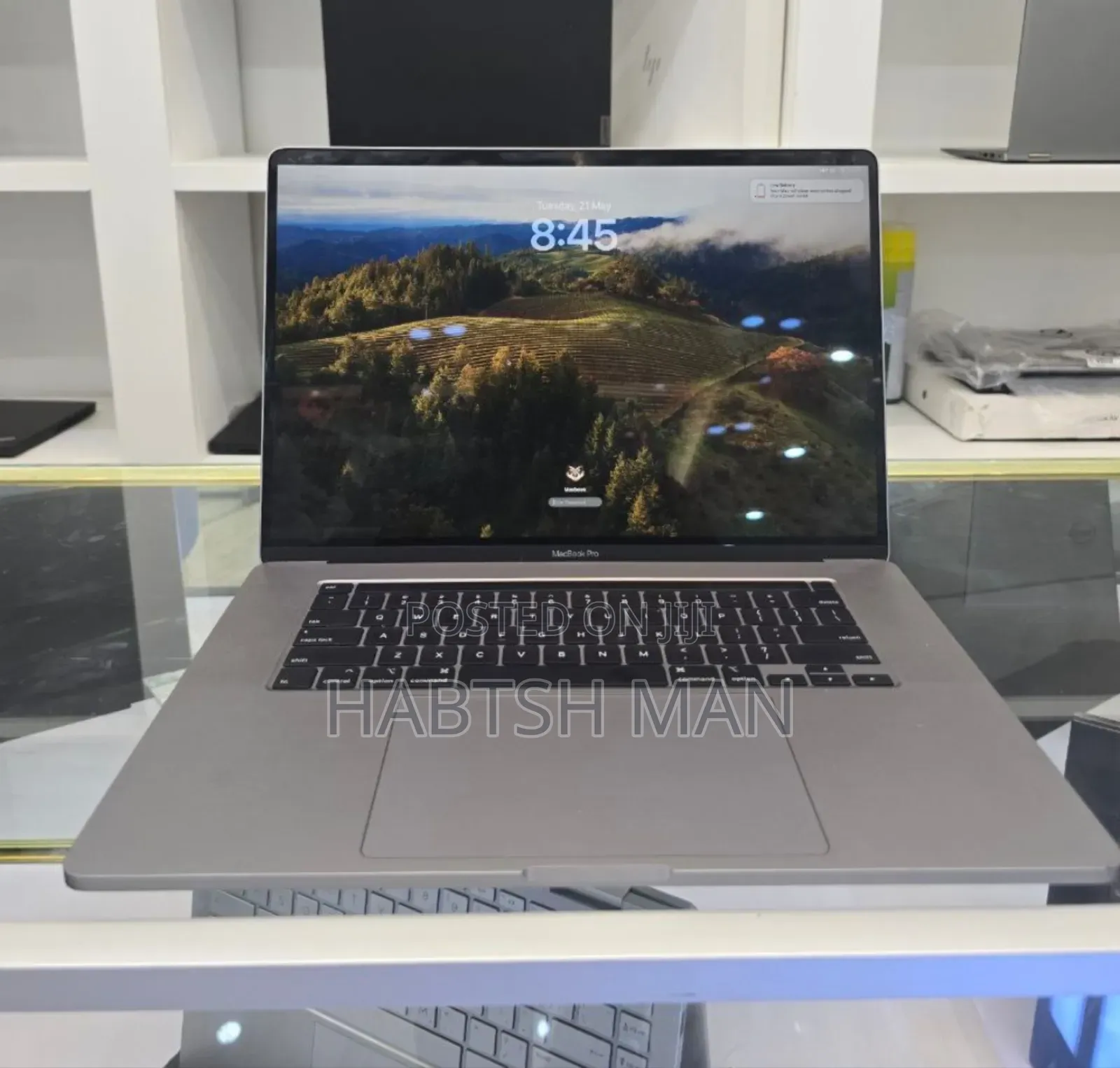 New Laptop Apple MacBook Pro 2019 16GB Intel Core I7 SSD 1T
