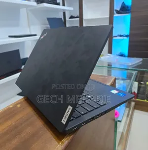 New Laptop Lenovo ThinkPad E14 G5 16GB Intel Core I7 SSD 512GB