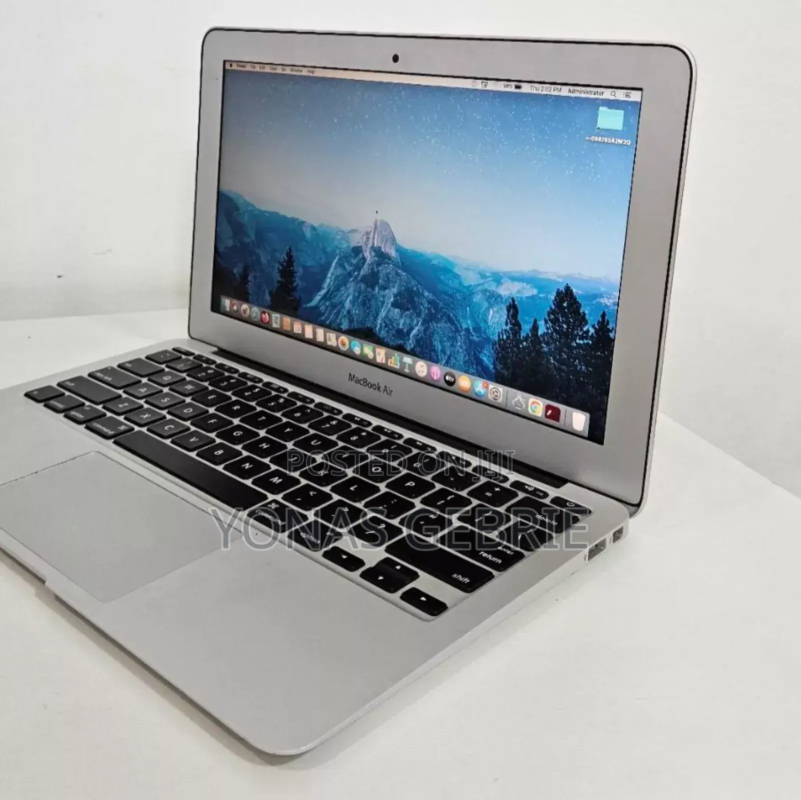 New Laptop Apple MacBook Air 2015 8GB Intel Core I5 SSD 128GB