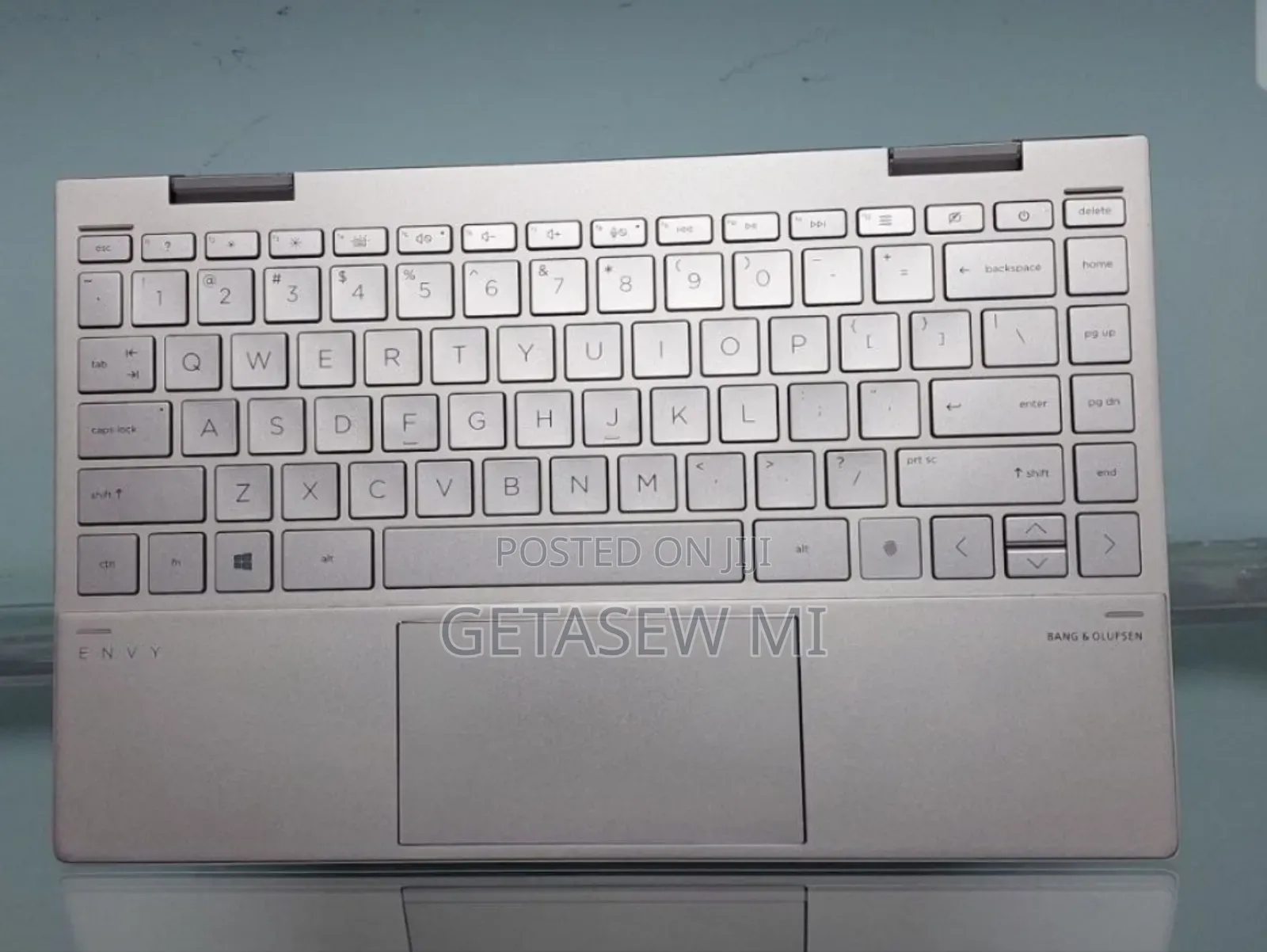 New Laptop HP Envy X360 8GB Intel Core I7 SSD 1T