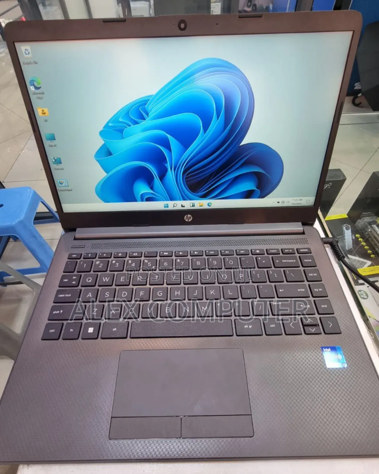 New Laptop HP Stream Notebook 16GB Intel Core I7 SSD 1T