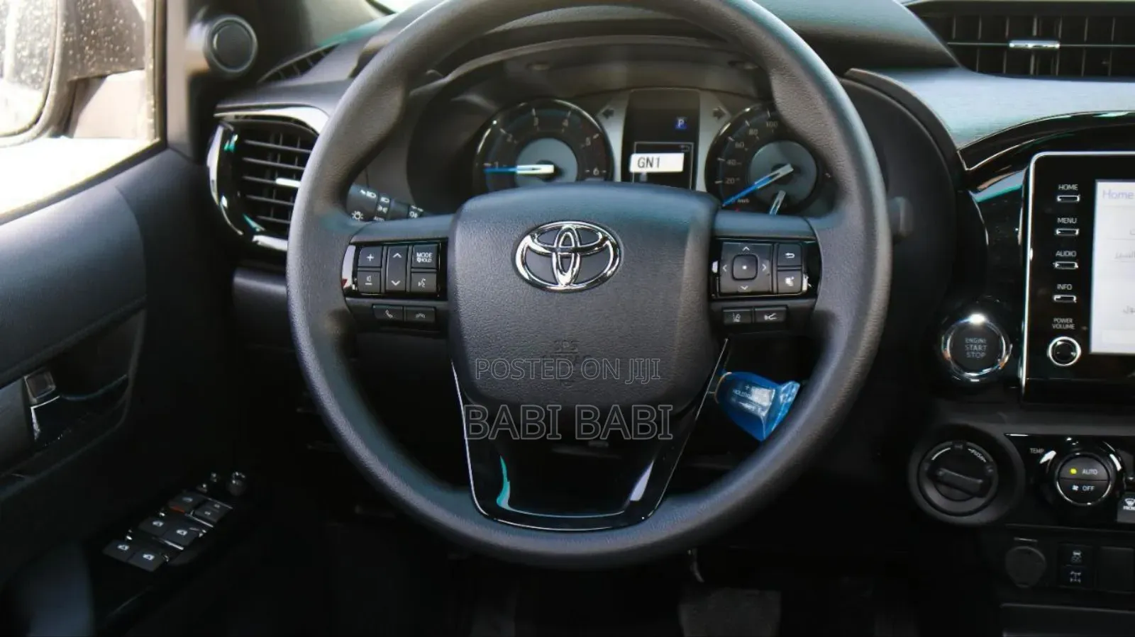 Toyota Hilux 2022 Silver