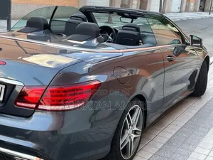 Mercedes-Benz E250 2017 Black